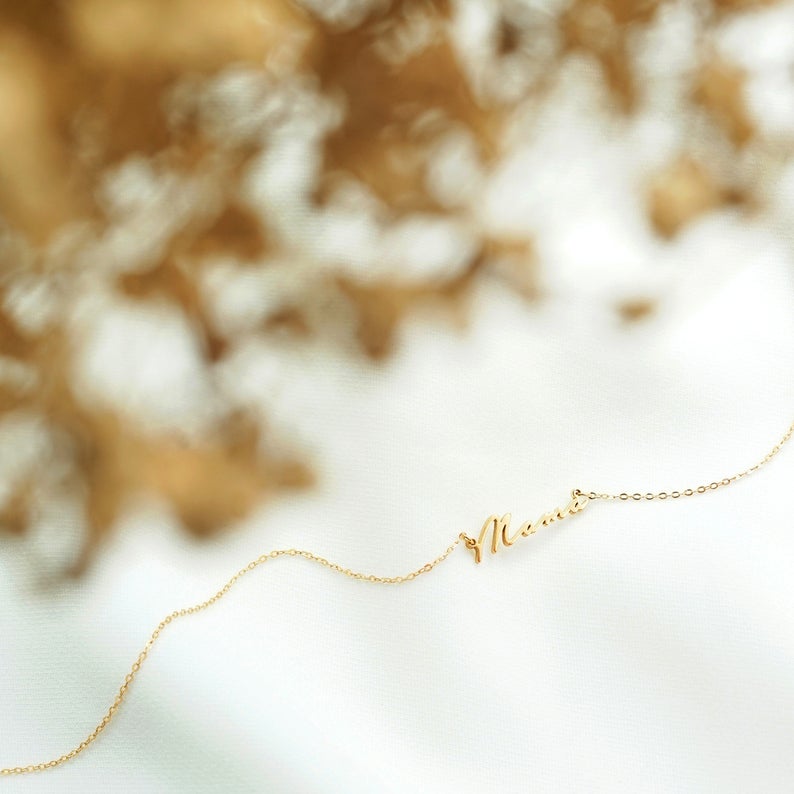 Mom/ Mama Necklace
