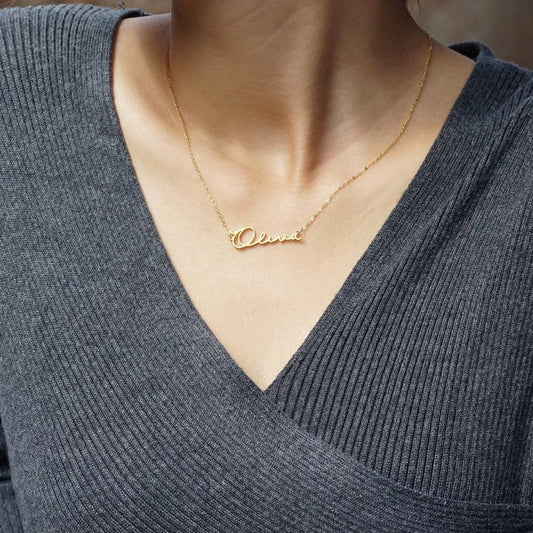 Dainty Name Necklace