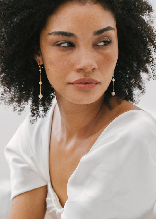 Pearl Dangle Earrings| Dainty Pearl Earrings|Custom Gift for Her |Dainty Pearl Jewelry| Bridesmaids Gifts | Simple Everyday Earrings