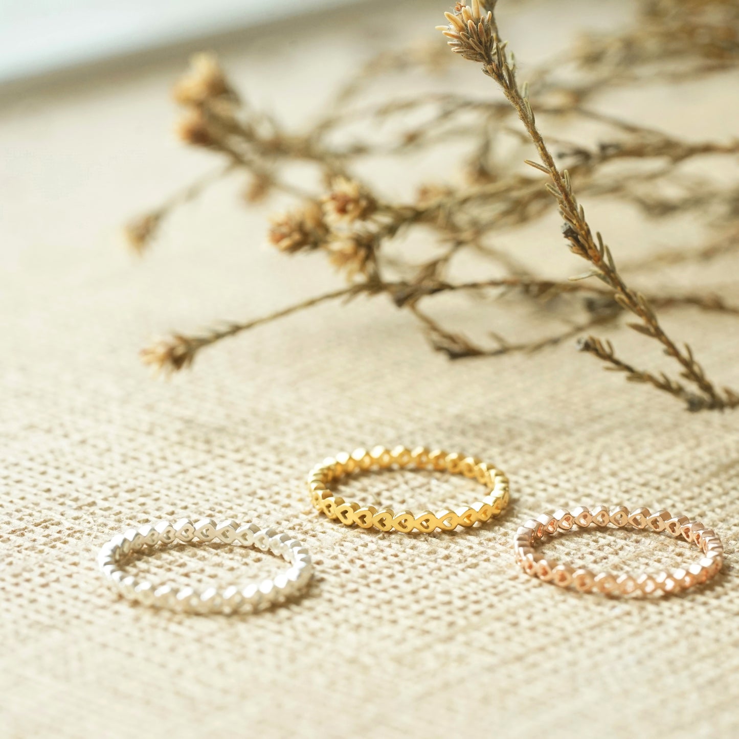Dainty Heart Ring