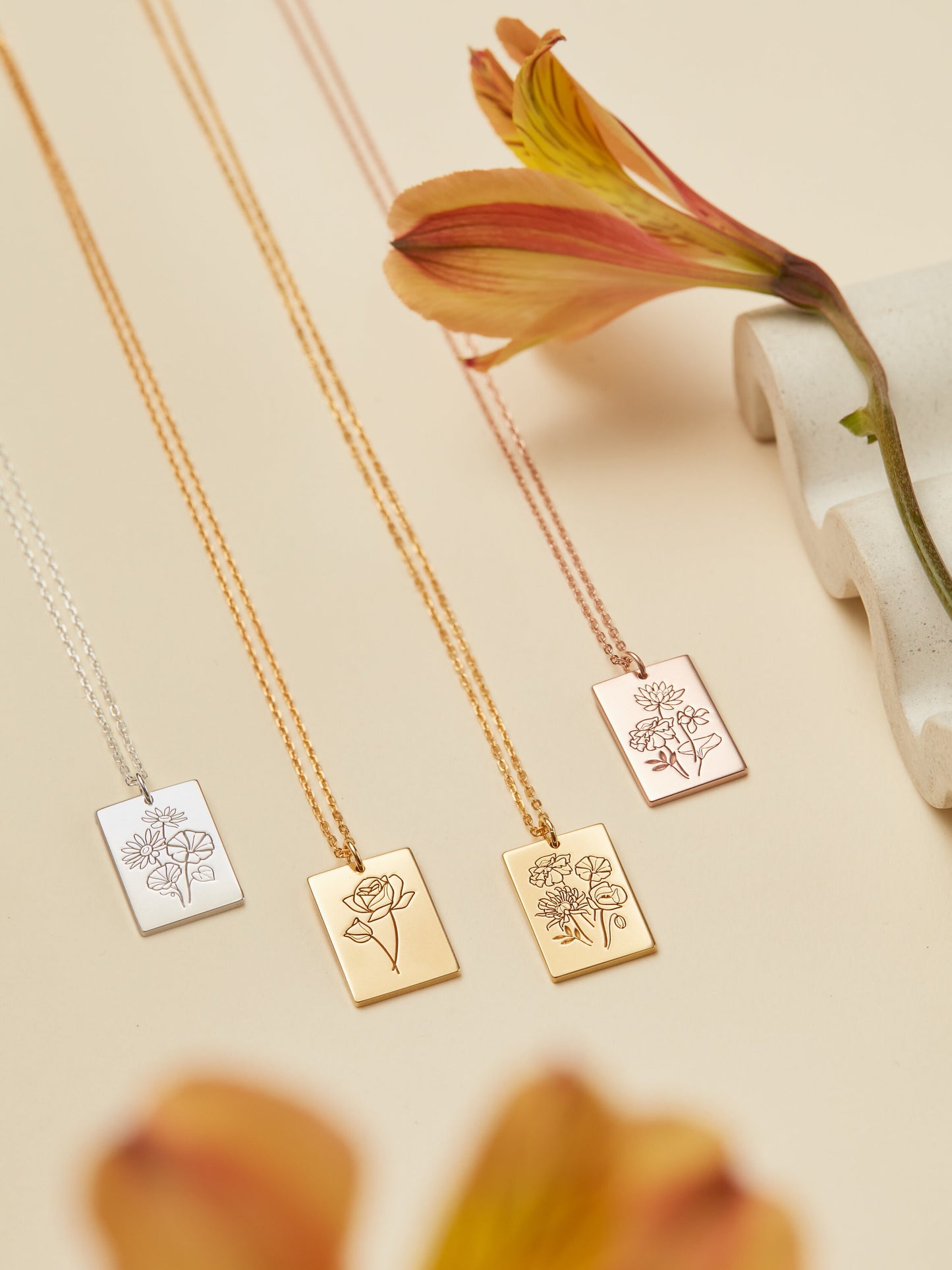 Mother's Day Gift | Multiple Birth Flower Necklace| Family Floral Necklace| Family Birth Flower Necklace| Custom Bouquet Necklace